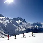 Lognan 1 - A Mont Blanc Haven شامونكس