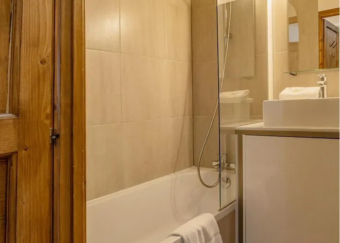 Lognan 1 - A Mont Blanc Haven *