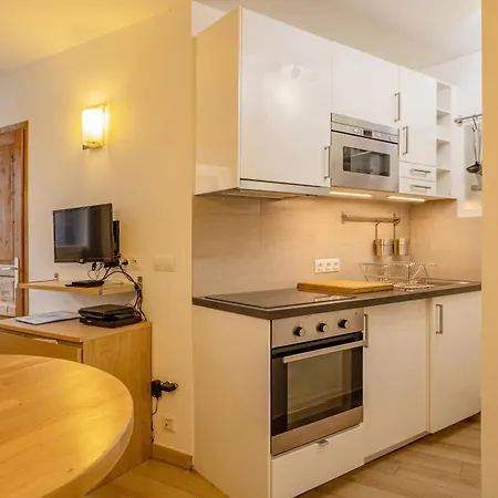 Lognan 1 - A Mont Blanc Haven *