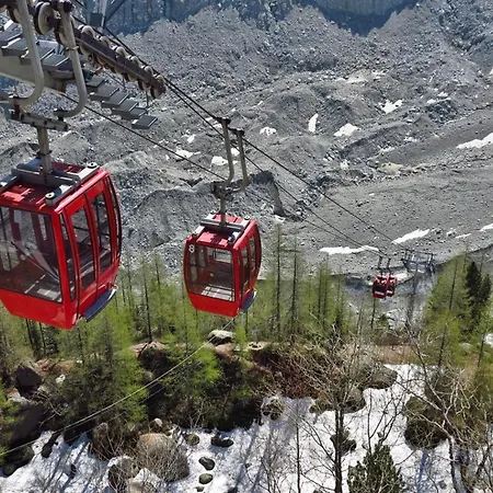 Lognan 1 - A Mont Blanc Haven Appartement *