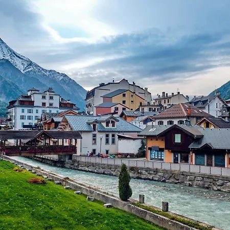 Lognan 1 - A Mont Blanc Haven *