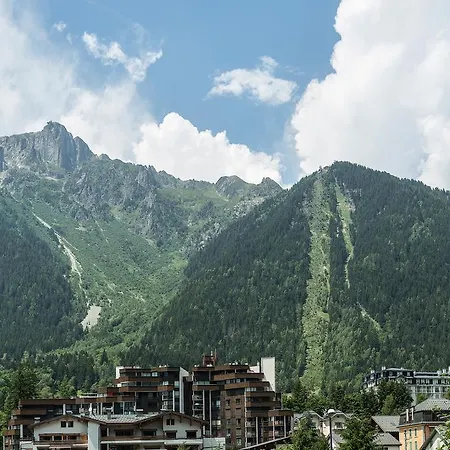 Lognan 1 - A Mont Blanc Haven Apartmán *