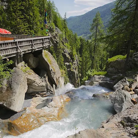 Lognan 1 - A Mont Blanc Haven Chamonix